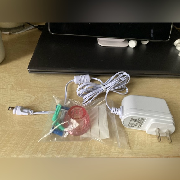 Pmd clinical grade exfoliation with vacuum suction - Classic - Picture 14 of 14